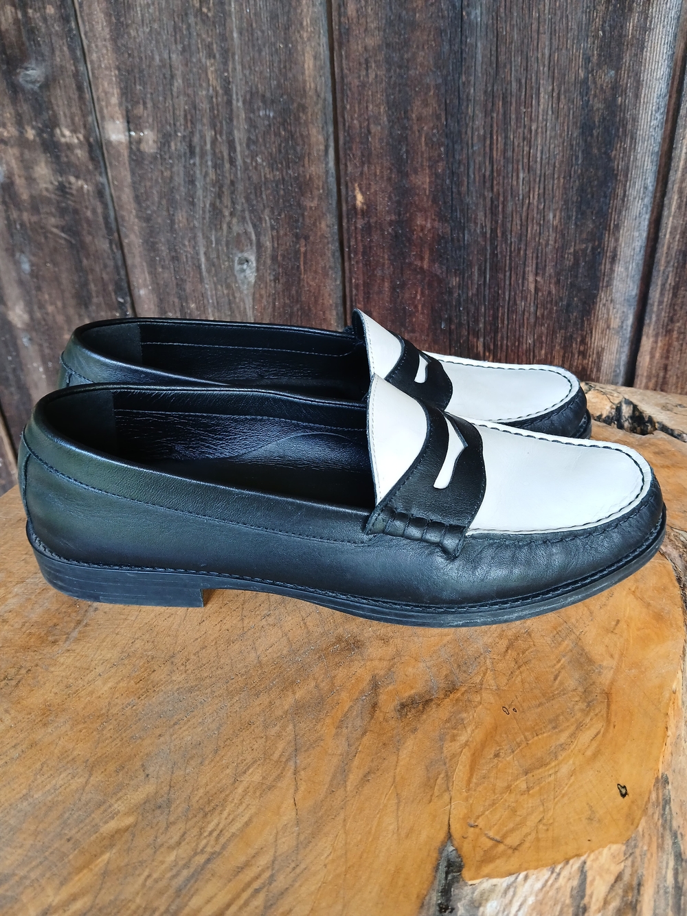 Classic Massimo Dutti Black and White Men’s Leather Penny Loafers - Picture 2 of 6